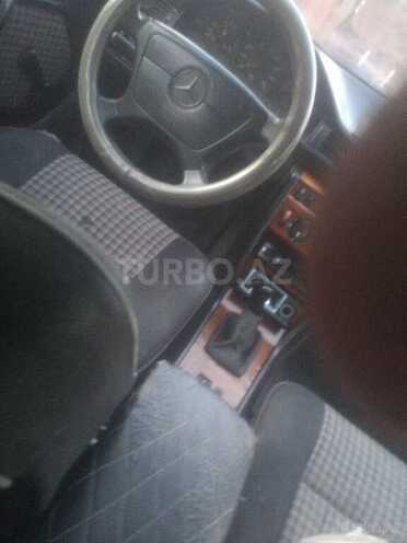 Mercedes E 200 d 1993, 355,000 km - 2.0 l - Sumqayıt