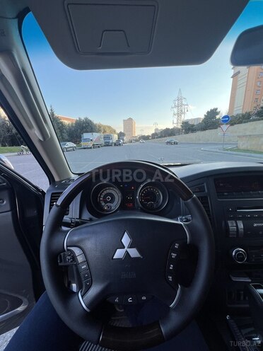 Mitsubishi Pajero 2014, 172,000 km - 3.0 л - Bakı