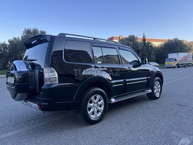 Mitsubishi Pajero 2014, 172,000 km - 3.0 л - Bakı