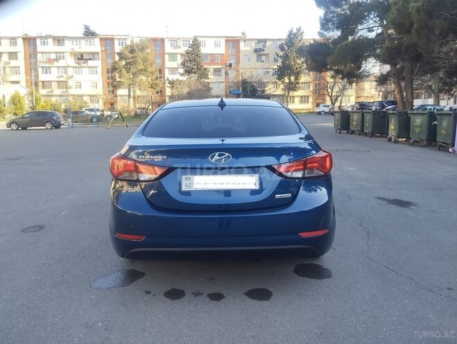 Hyundai Elantra 2015, 37,929 km - 1.8 л - Bakı
