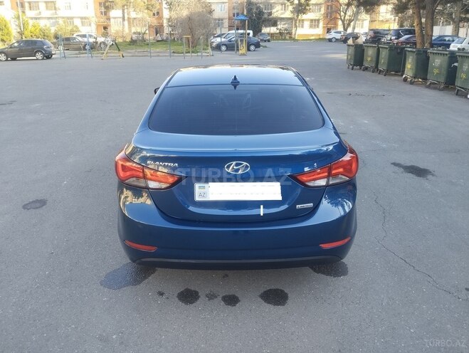 Hyundai Elantra 2015, 37,929 km - 1.8 л - Bakı