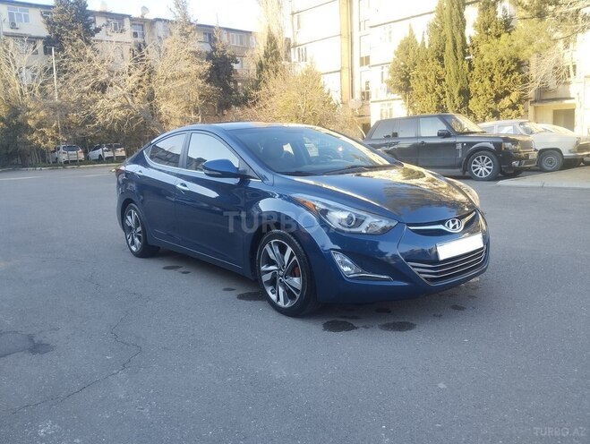 Hyundai Elantra 2015, 37,929 km - 1.8 л - Bakı