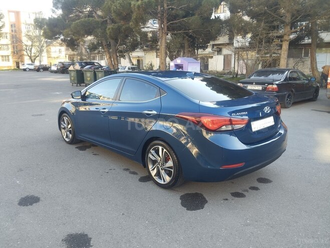 Hyundai Elantra 2015, 37,929 km - 1.8 л - Bakı