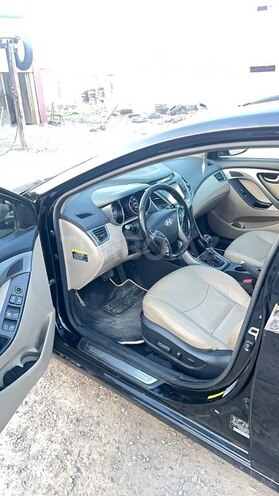 Hyundai Elantra 2014, 306,741 km - 1.8 l - Bakı