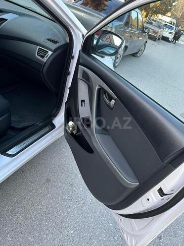 Hyundai Elantra 2014, 255,000 km - 1.8 l - Bakı