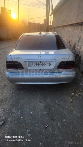 Mercedes E 220 d 2002, 554,444 km - 2.2 l - Gəncə