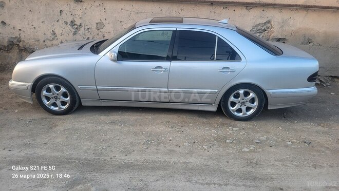 Mercedes E 220 d 2002, 554,444 km - 2.2 l - Gəncə