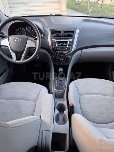 Hyundai Accent 2017, 151,835 km - 1.6 l - Bakı
