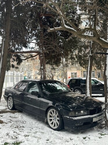 BMW 740 1998, 269,000 km - 4.4 l - Bakı