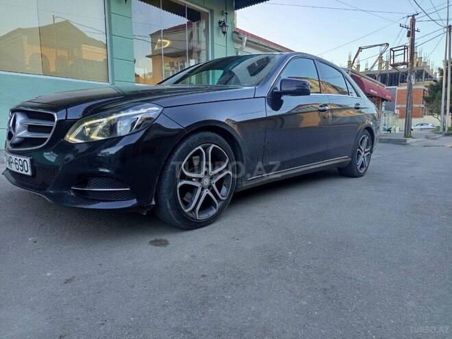 Mercedes E 250 4MATIC 2015, 255,736 km - 2.2 л - Bakı