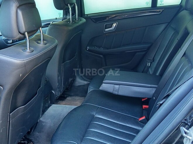 Mercedes E 250 4MATIC 2015, 255,736 km - 2.2 л - Bakı