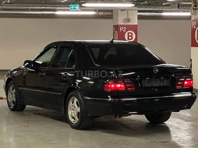 Mercedes E 240 2000, 385,000 km - 2.4 л - Bakı