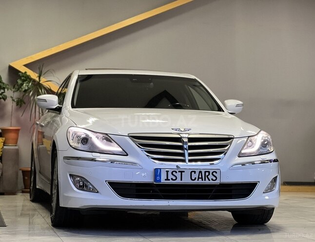 Hyundai Genesis-1
