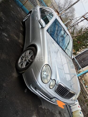Mercedes E 200 2003, 250,000 km - 1.8 l - Zaqatala