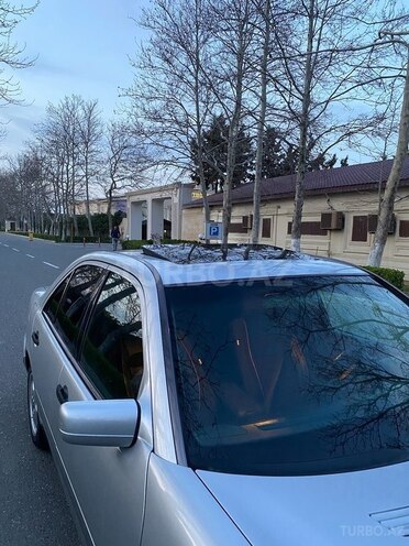 Mercedes E 240 1998, 258,000 km - 2.4 l - Bakı