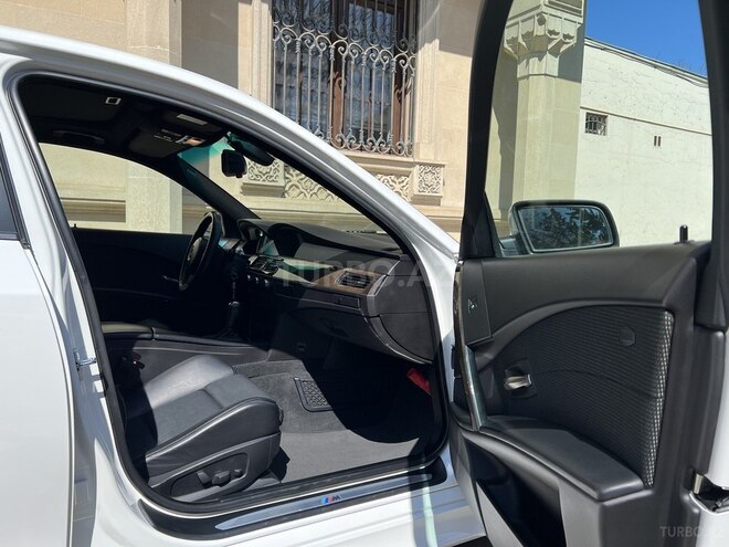 BMW 525 2006, 165,000 km - 2.5 l - Bakı