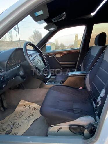 Mercedes C 180 1995, 280,537 km - 1.8 л - Bakı