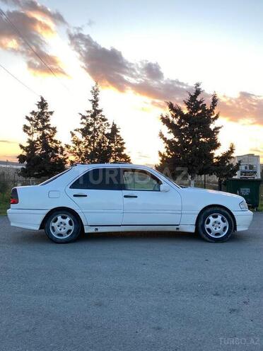 Mercedes C 180 1995, 280,537 km - 1.8 л - Bakı