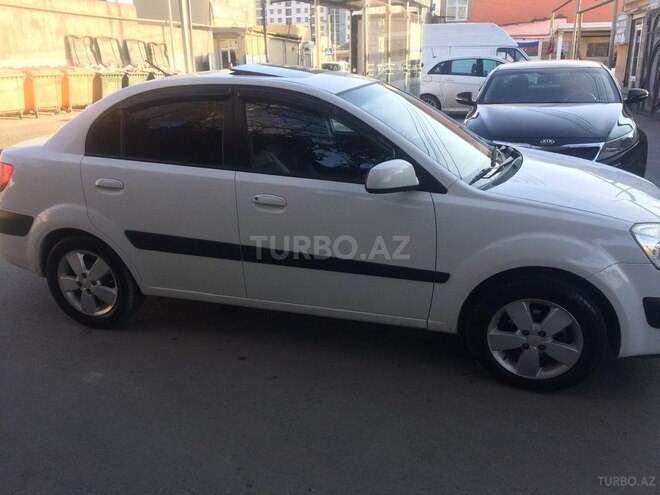 Kia Rio 2008, 345,000 km - 1.4 л - Bakı