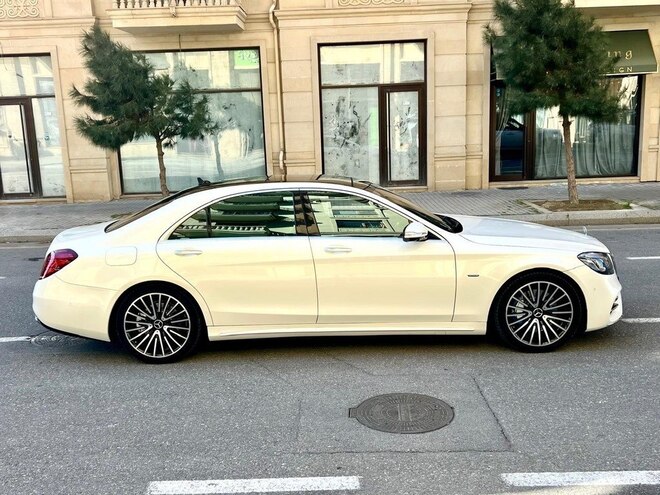 Mercedes  2017, 93,000 km - 3.0 л - Bakı