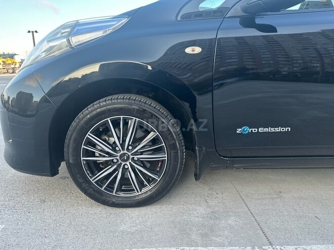 Nissan Leaf 2015, 62,523 km - 0.0 l - Bakı