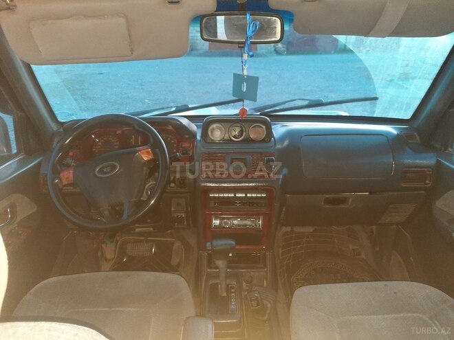 Mitsubishi Pajero 1996, 80,000 km - 2.8 l - Salyan