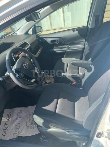 Toyota Aqua 2018, 73,000 km - 1.5 л - Bakı