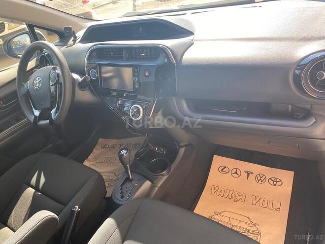 Toyota Aqua 2018, 73,000 km - 1.5 л - Bakı