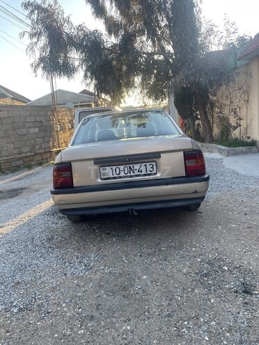 Opel Vectra 1992, 529,000 km - 1.6 l - Bakı