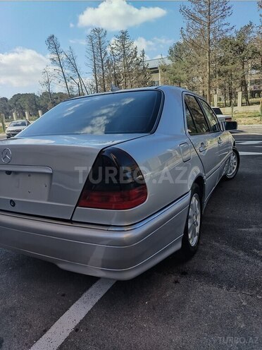Mercedes C 200 d 1999, 280,900 km - 2.2 l - Bakı