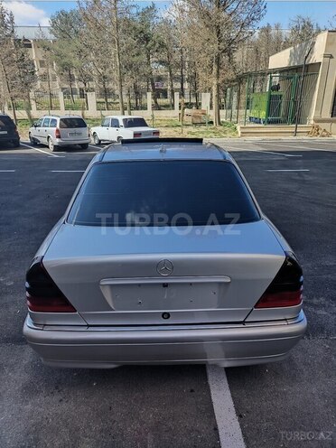 Mercedes C 200 d 1999, 280,900 km - 2.2 l - Bakı