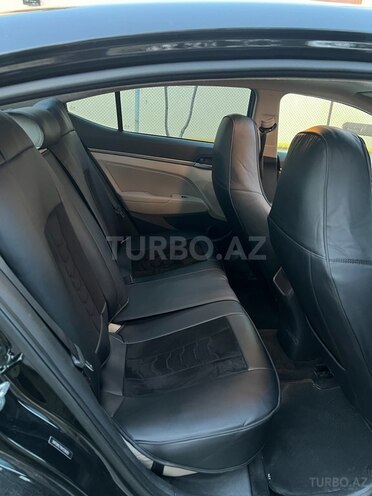 Hyundai Elantra 2017, 204,177 km - 2.0 l - Bakı