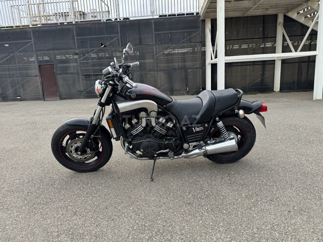 Yamaha V Max-5