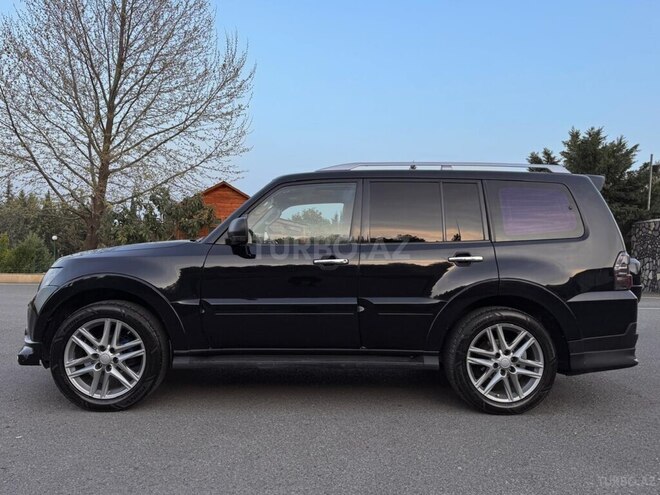 Mitsubishi Pajero 2007, 233,460 km - 3.0 l - Füzuli