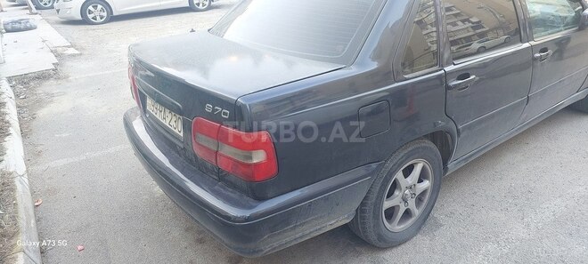 Volvo  1997, 250,000 km - 2.4 l - Bakı