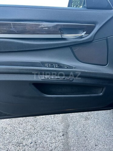 BMW 750 2011, 233,666 km - 4.4 l - Bakı