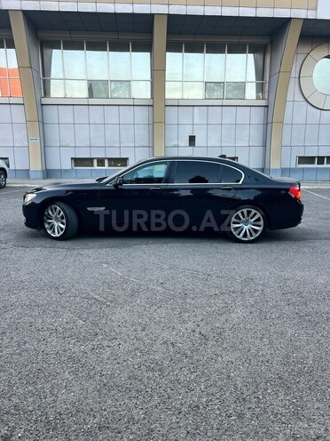 BMW 750 2011, 233,666 km - 4.4 l - Bakı