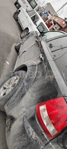 Kia Sorento 2002, 289,000 km - 3.5 l - Quba