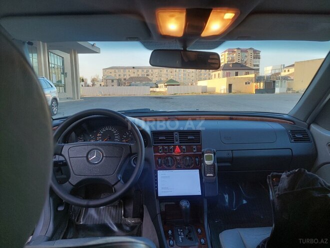 Mercedes C 240 1998, 340,000 km - 2.4 l - Salyan