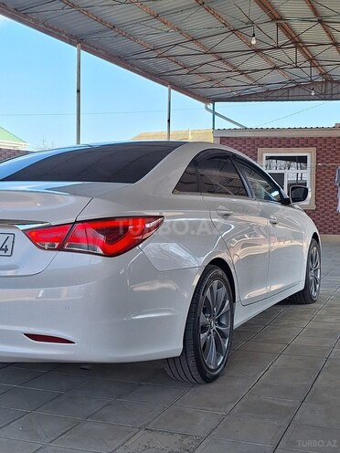 Hyundai Sonata 2013, 254,700 km - 2.0 l - Biləsuvar