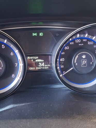 Hyundai Sonata 2013, 254,700 km - 2.0 l - Biləsuvar