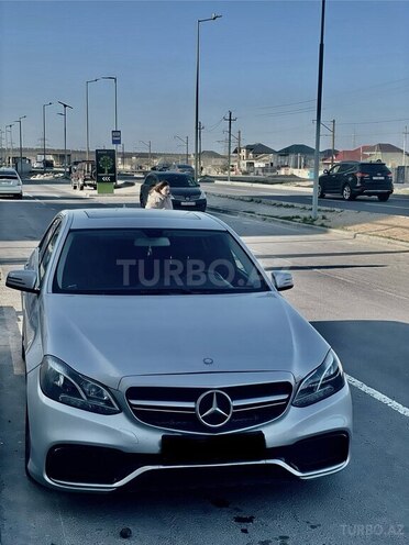 Mercedes E 350 4MATIC 2014, 138,000 km - 3.5 л - Bakı