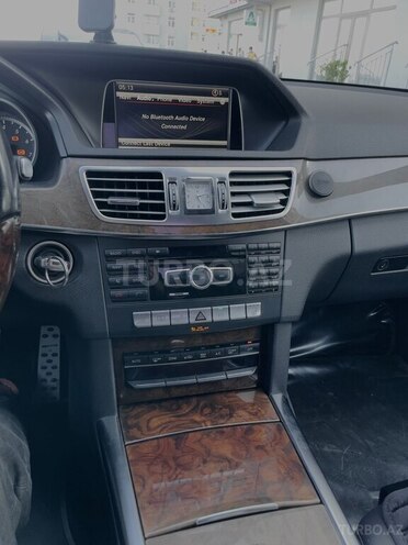 Mercedes E 350 4MATIC 2014, 138,000 km - 3.5 л - Bakı