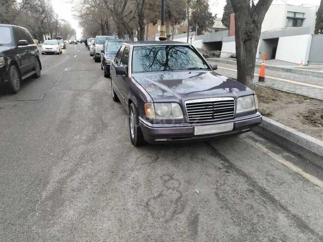 Mercedes E 250 1992, 360,000 km - 2.5 l - Bakı