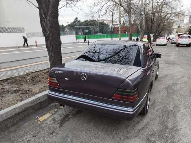 Mercedes E 250 1992, 360,000 km - 2.5 l - Bakı