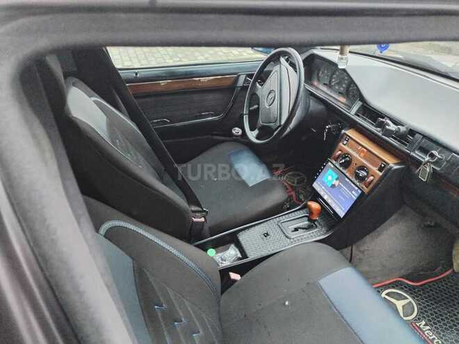 Mercedes E 250 1992, 360,000 km - 2.5 l - Bakı