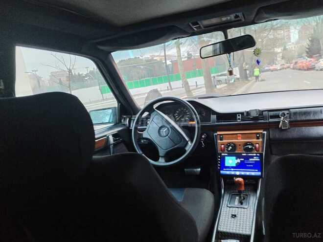 Mercedes E 250 1992, 360,000 km - 2.5 l - Bakı