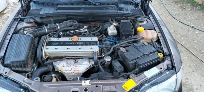 Opel Vectra 1997, 358,000 km - 1.8 l - Bakı