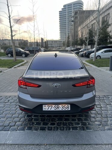 Hyundai Elantra 2020, 70,000 km - 2.0 l - Bakı