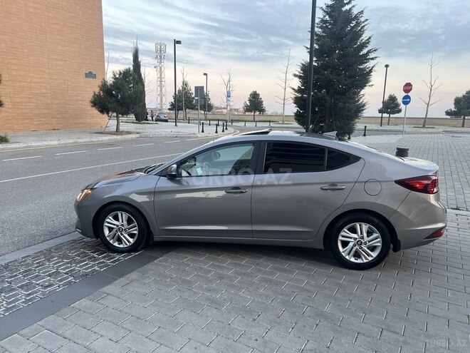 Hyundai Elantra 2020, 70,000 km - 2.0 l - Bakı